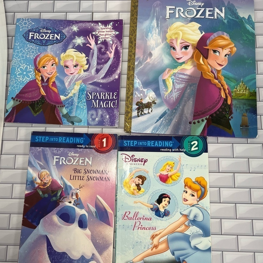 Disney Frozen Bundle 4 Books Children Readers Big Golden Step Into Reading 1&2